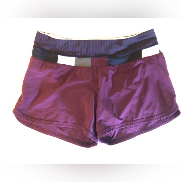 Lululemon groovy run short size 6 - Picture 3 of 3
